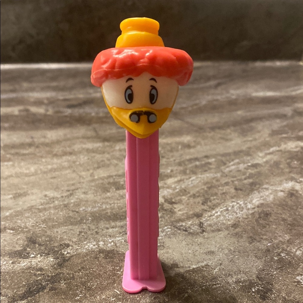 Uncommon Gyro Gearloose Pez Dispenser - Pink Stem